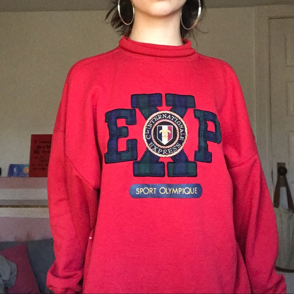 Red vintage express turtle neck